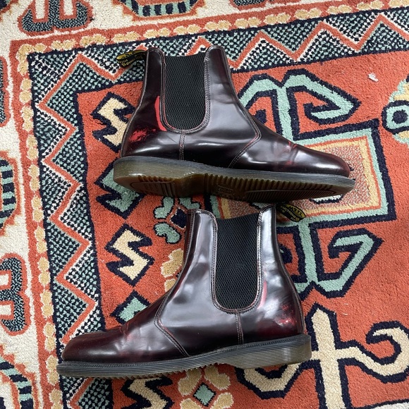 Burgundy Dr. Martens Chelsea boot - Picture 5 of 5